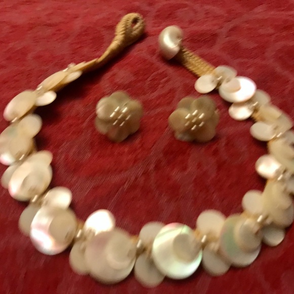 Mother-of-Pearl Hemp Necklace w Matching Earrings - Picture 7 of 10